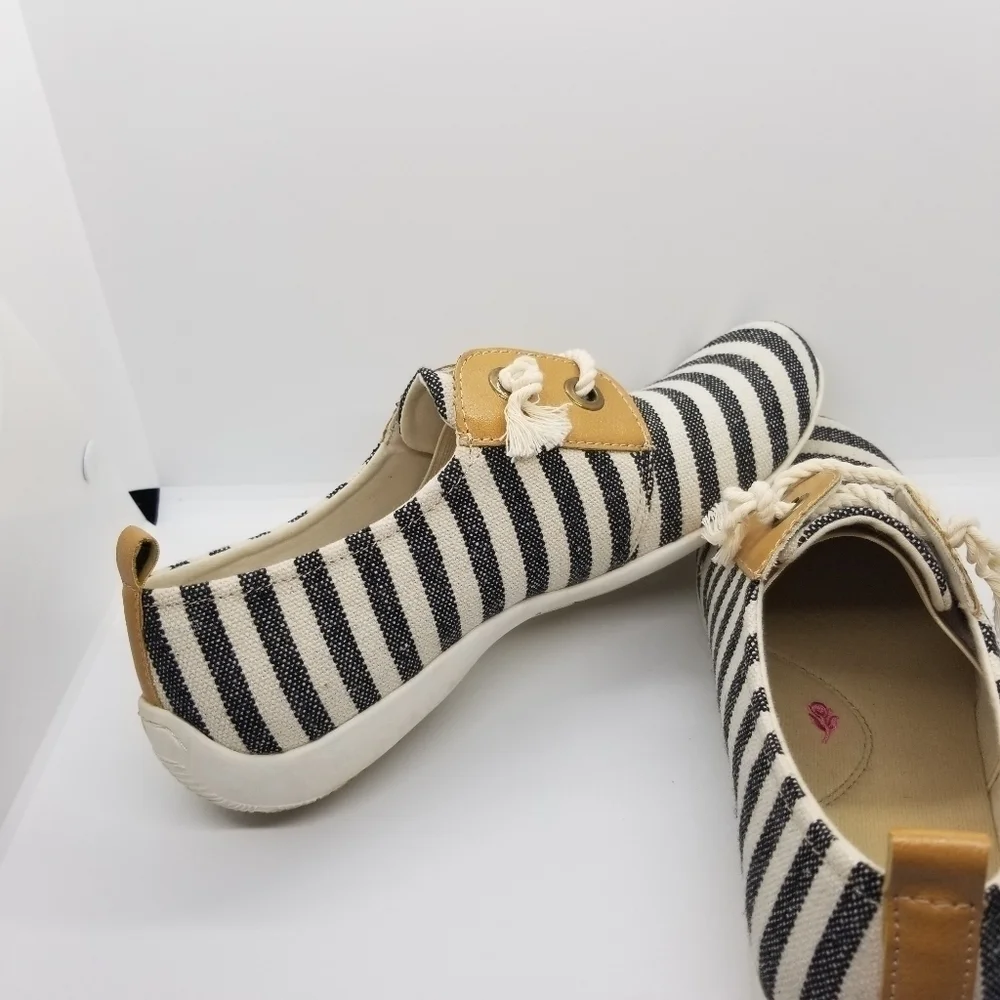 Ros Hommerson Calypso striped slip-on sneaker in black/cream size 9